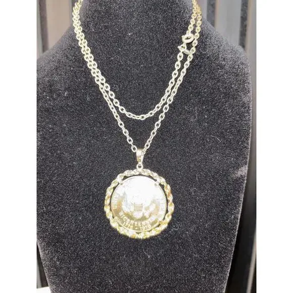 Vintage Coin Pendant Necklace with Chain - Picture 2 of 4